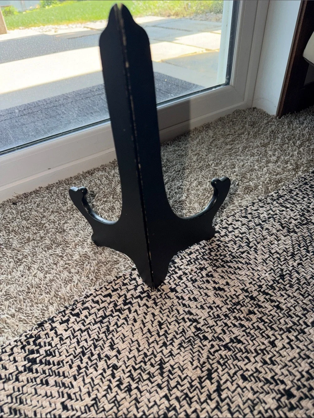 Expressions Black Foldable Display Easel